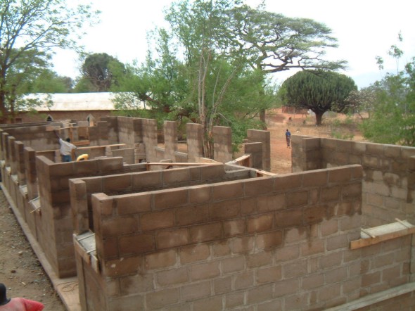 Superstructure walls go up!