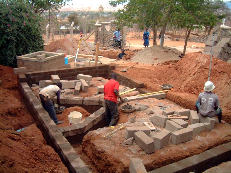 Anæsthetic & Recovery Room Foundations under construction