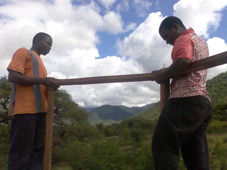 Preparing the joints of the Clerestory Window